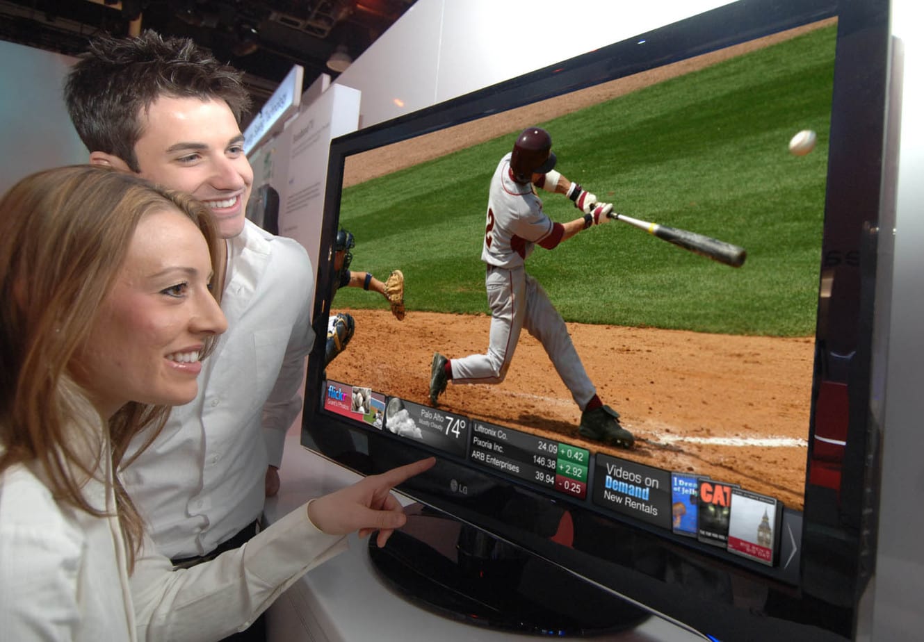 Feel like in the stadium. What possibilities do modern TVs offer for watching sports?