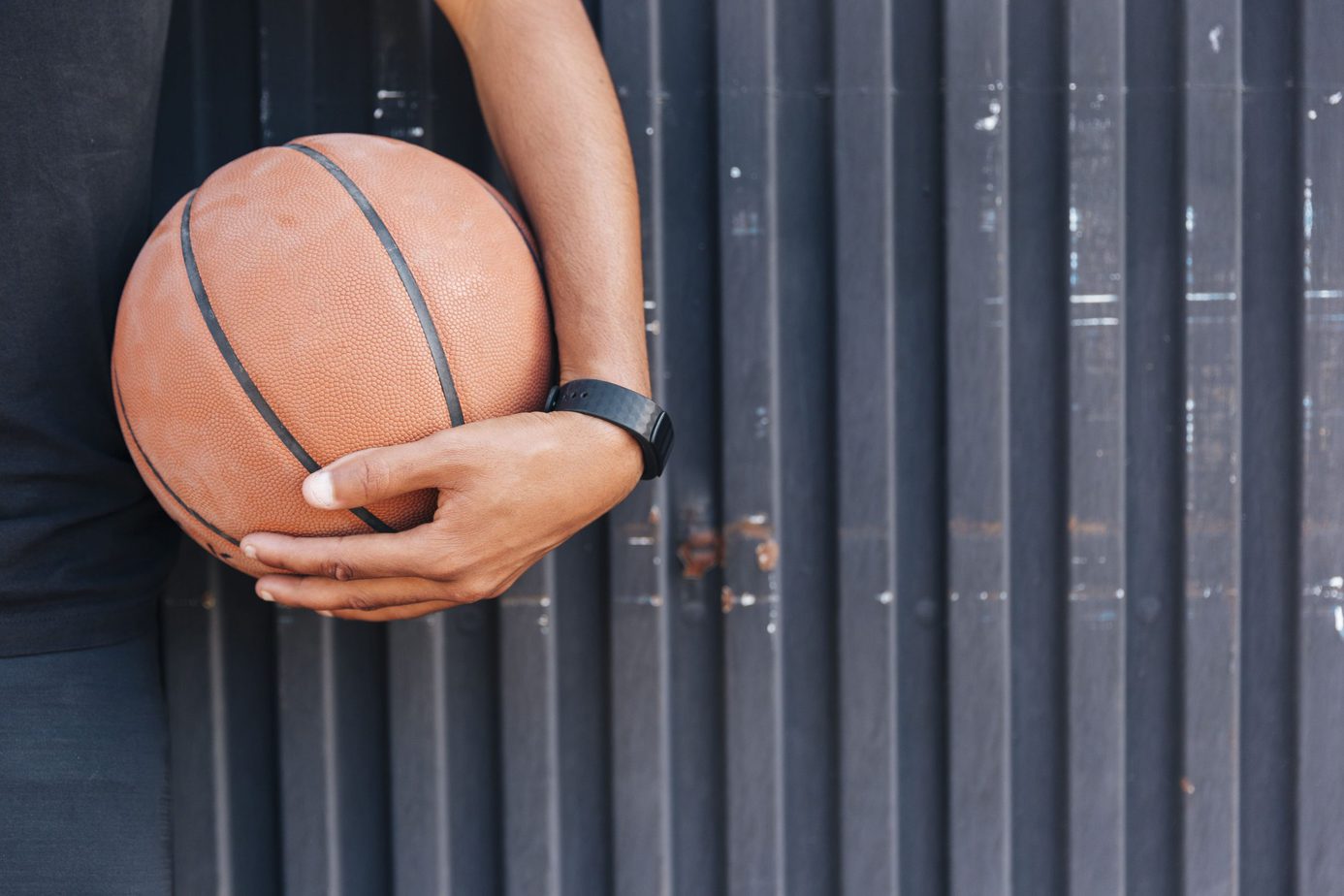 Smart training accessories for basketball players