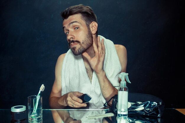 Exploring the benefits of using beard care grease for a well-groomed look